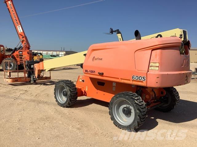 JLG 600S Nacele cu brat telescopic