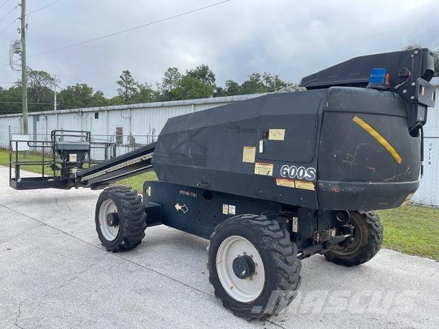 JLG 600S Nacele cu brat telescopic