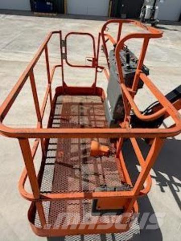 JLG 660SJ Nacele cu brat telescopic