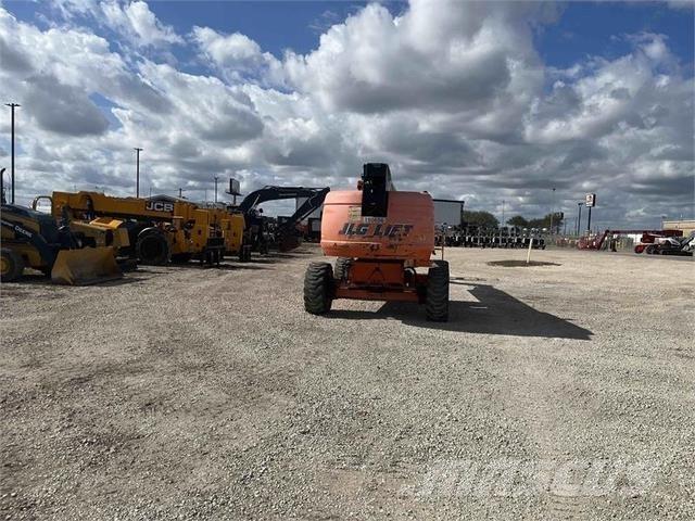 JLG 660SJ Nacele cu brat telescopic