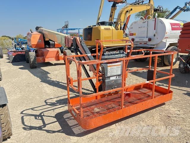 JLG 660SJ Nacele cu brat telescopic