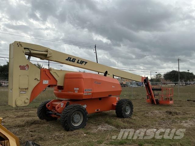 JLG 800 AJ Nacele cu brat articulat