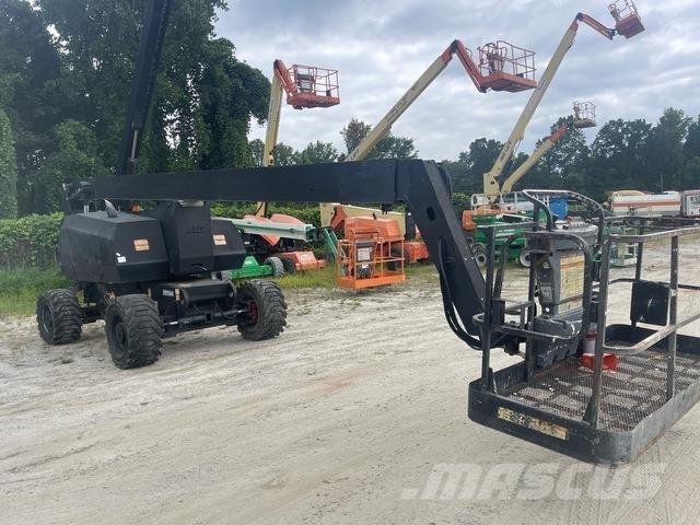 JLG 800A Nacele cu brat articulat