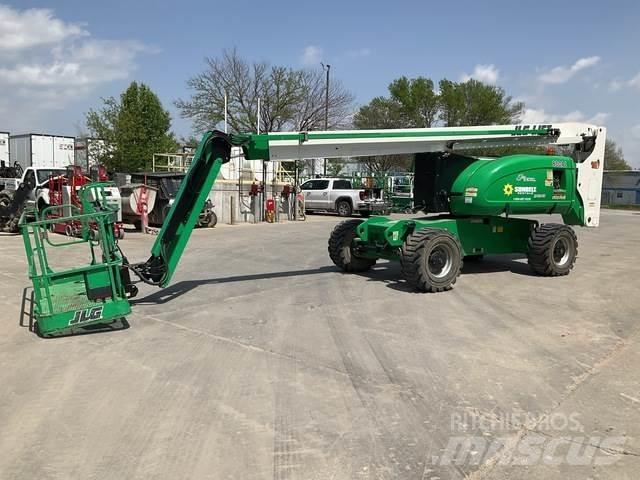 JLG 800AJ Nacele cu brat articulat