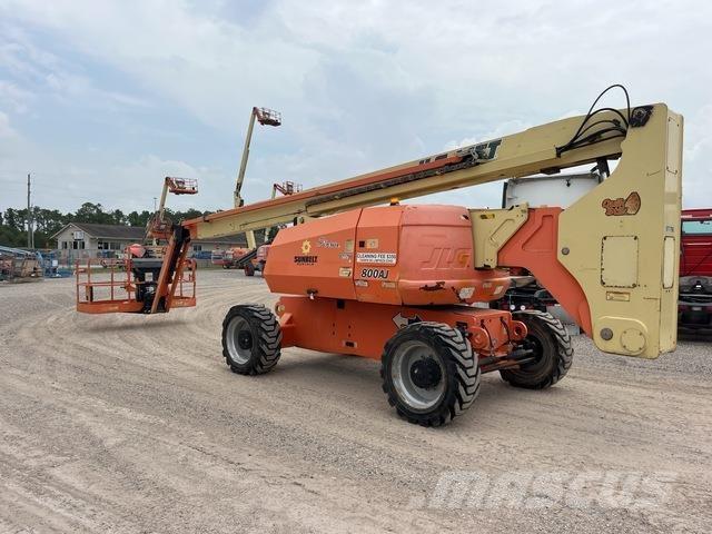 JLG 800AJ Nacele cu brat articulat