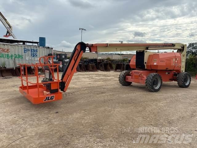 JLG 800AJ Nacele cu brat articulat