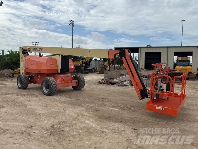 JLG 800AJ Nacele cu brat articulat