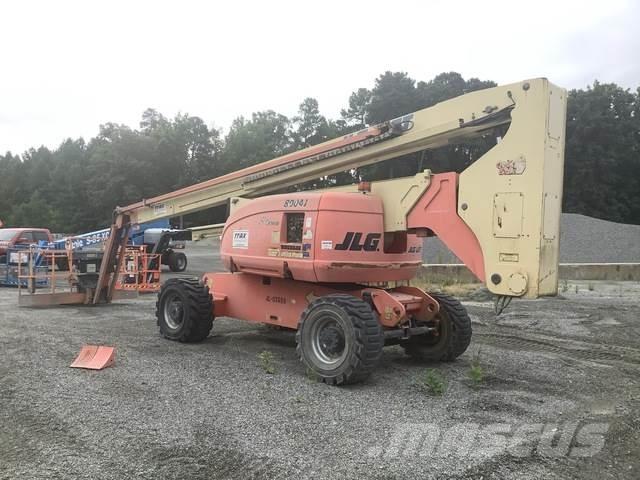 JLG 800AJ Nacele cu brat articulat