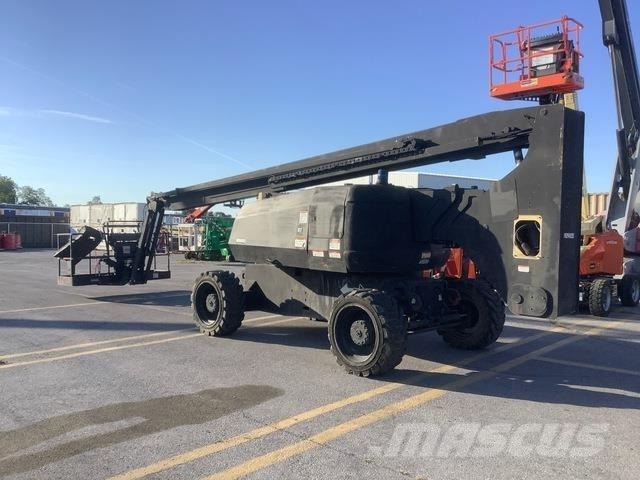 JLG 800AJ Nacele cu brat articulat