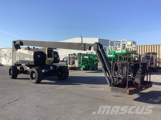 JLG 800AJ Nacele cu brat articulat