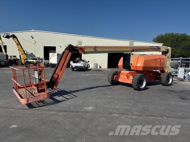 JLG 800AJ Nacele cu brat articulat