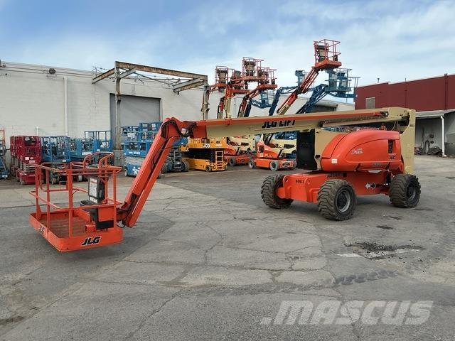 JLG 800AJ Nacele cu brat articulat