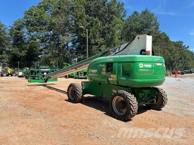 JLG 800S Nacele cu brat telescopic