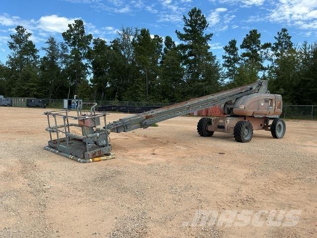 JLG 800S Nacele cu brat telescopic