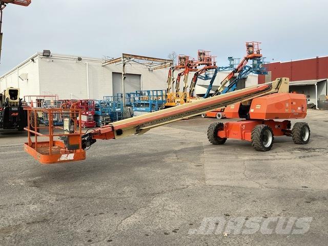JLG 800S Nacele cu brat telescopic