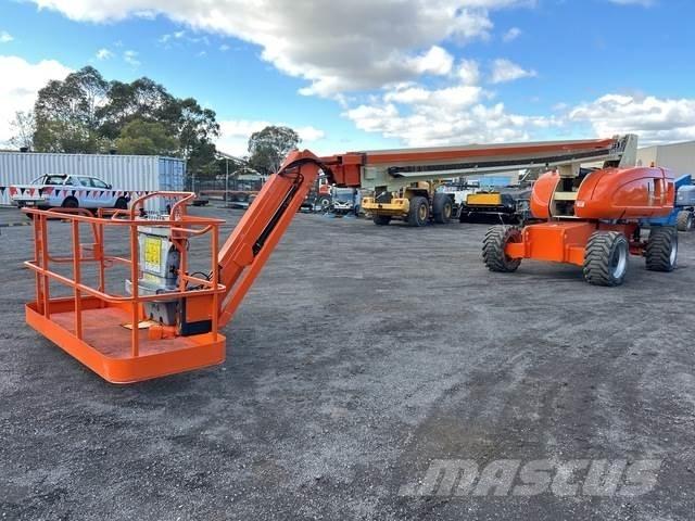 JLG 860SJ Nacele cu brat telescopic