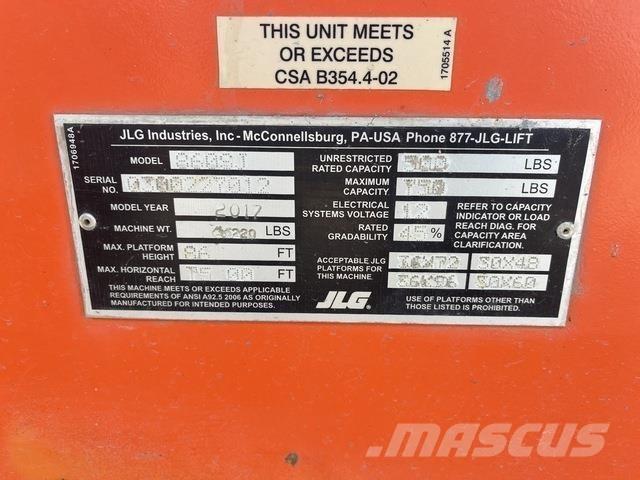 JLG 860SJ Nacele cu brat telescopic