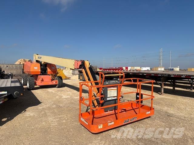 JLG 860SJ Nacele cu brat telescopic
