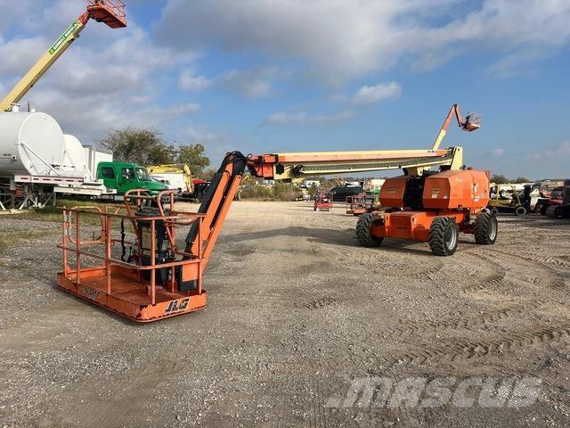 JLG 860SJ Nacele cu brat telescopic