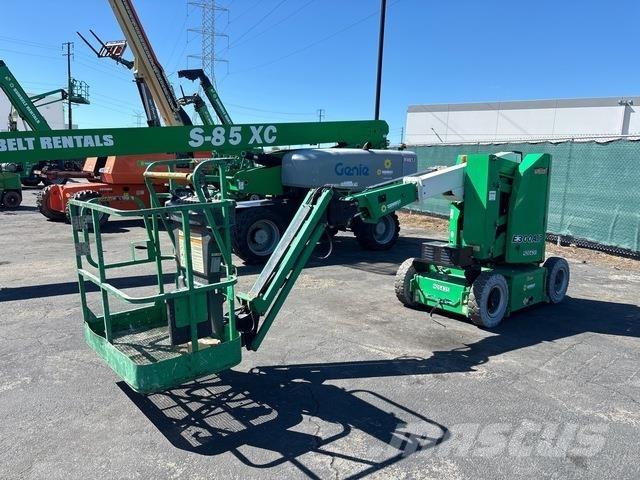 JLG E300 AJP Nacele cu brat articulat