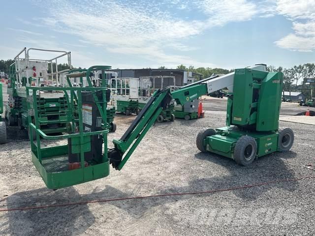JLG E300AJ Nacele cu brat articulat