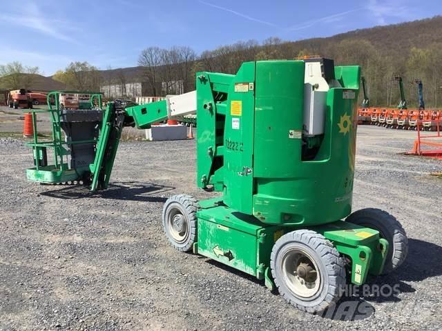 JLG E300AJP Nacele cu brat articulat