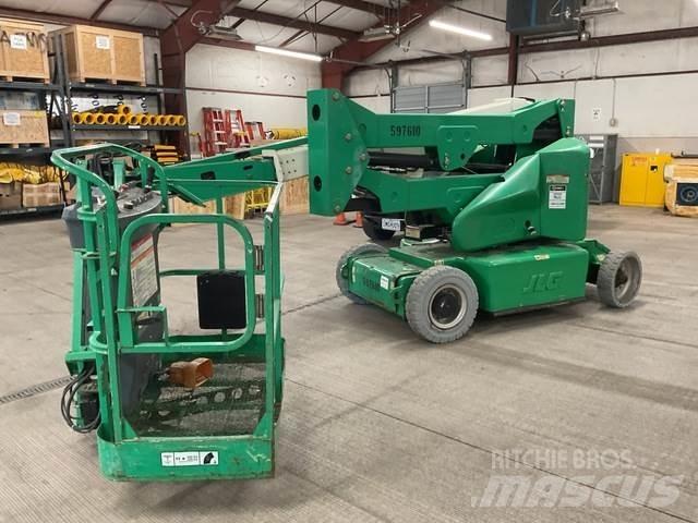JLG E400AJPN Nacele cu brat articulat
