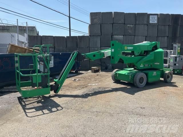 JLG E400AJPN Nacele cu brat articulat