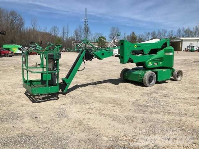 JLG E400AJPN Nacele cu brat articulat