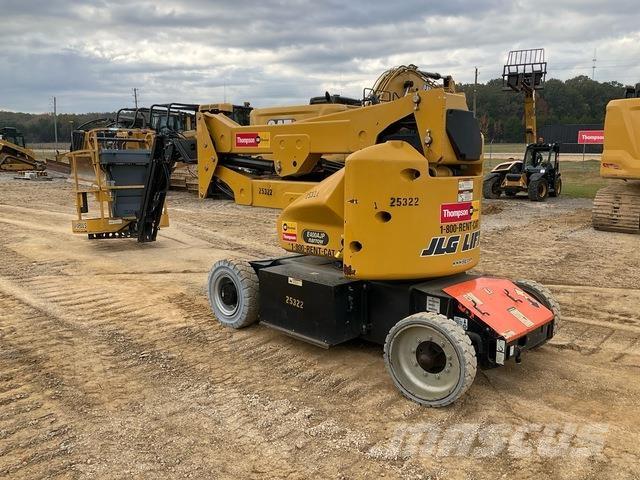 JLG E400AJPN Nacele cu brat articulat