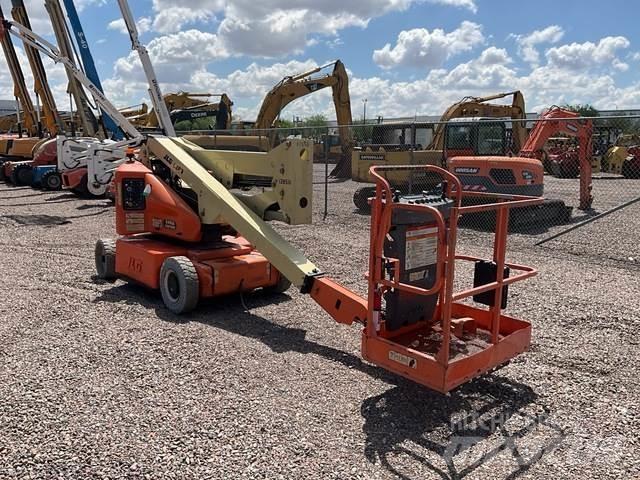 JLG E400AN Nacele cu brat articulat