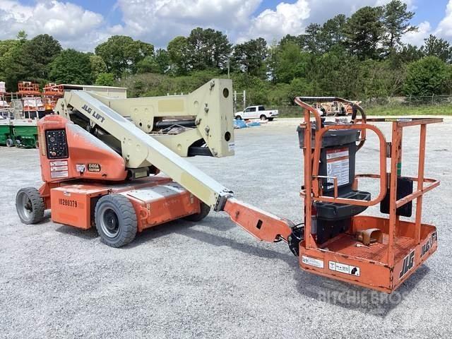 JLG E400AN Nacele cu brat articulat
