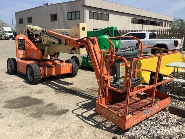 JLG E450AJ Nacele cu brat articulat