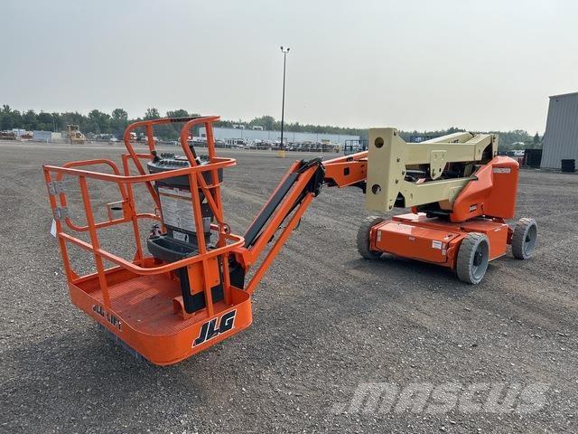 JLG E450AJ Nacele cu brat articulat