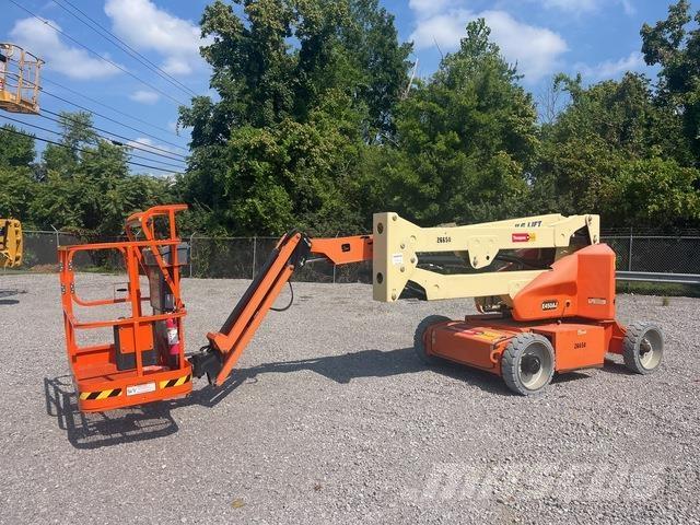 JLG E450AJ Nacele cu brat articulat