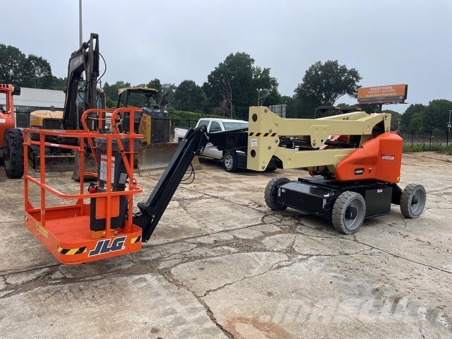 JLG E450AJ Nacele cu brat articulat