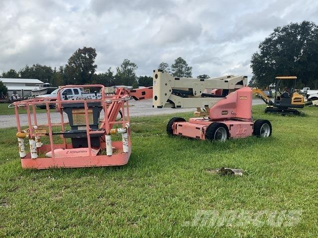JLG E450AJ Nacele cu brat articulat