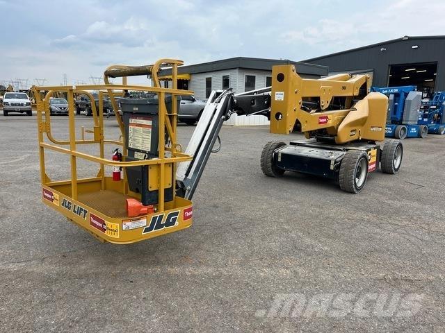 JLG E450AJ Nacele cu brat articulat