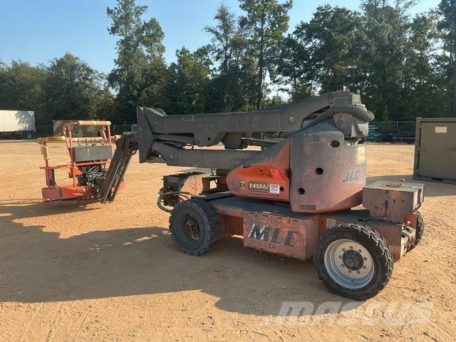 JLG E450AJ Nacele cu brat articulat