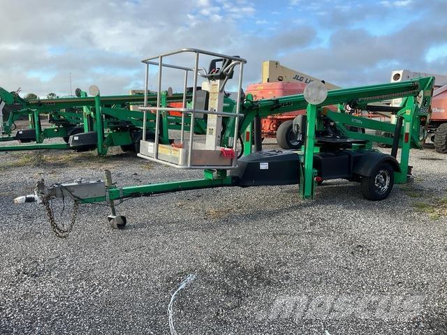 JLG T350 Platforme aeriene montate pe remorca