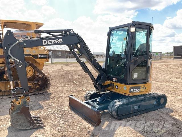 John Deere 30G Excavatoare pe șenile
