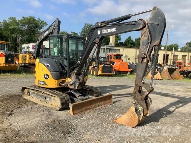 John Deere 50G Excavatoare pe șenile
