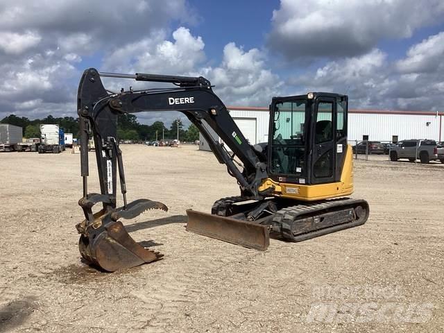 John Deere 60G Excavatoare pe șenile
