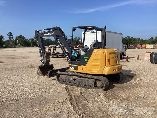 John Deere 60G Excavatoare pe șenile
