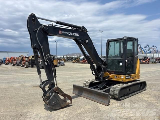 John Deere 60G Excavatoare pe șenile

