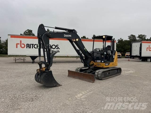 John Deere 60G Excavatoare pe șenile
