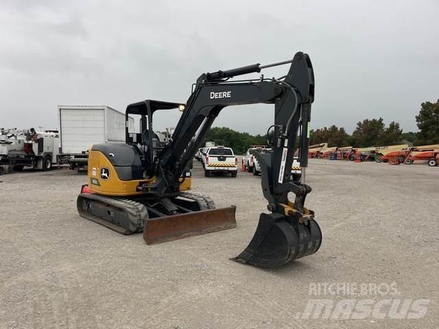 John Deere 60G Excavatoare pe șenile
