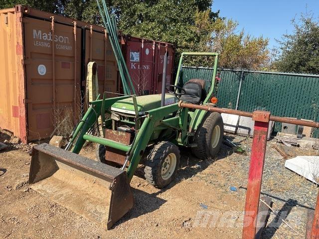 John Deere 790 Tractoare compacte