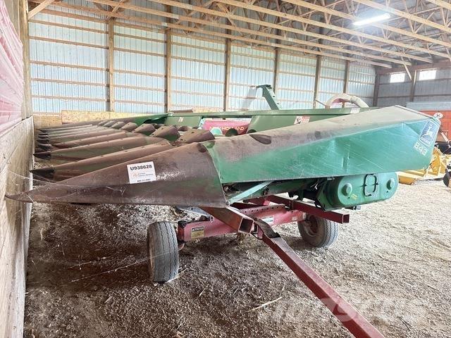 John Deere 843 Alte masini si accesorii de cultivat