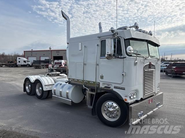 Kenworth K100 Cabine si interior
